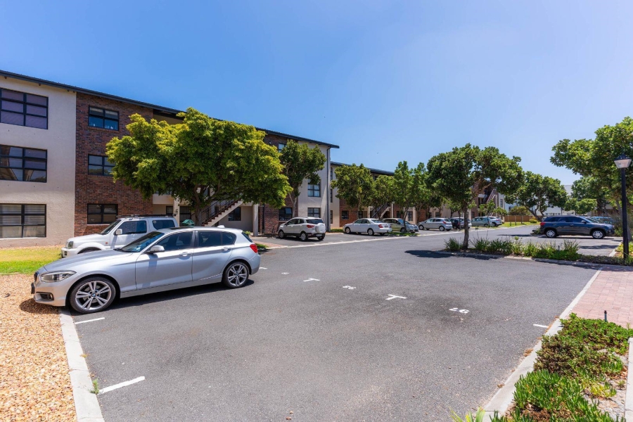 2 Bedroom Property for Sale in Royal Ascot Western Cape